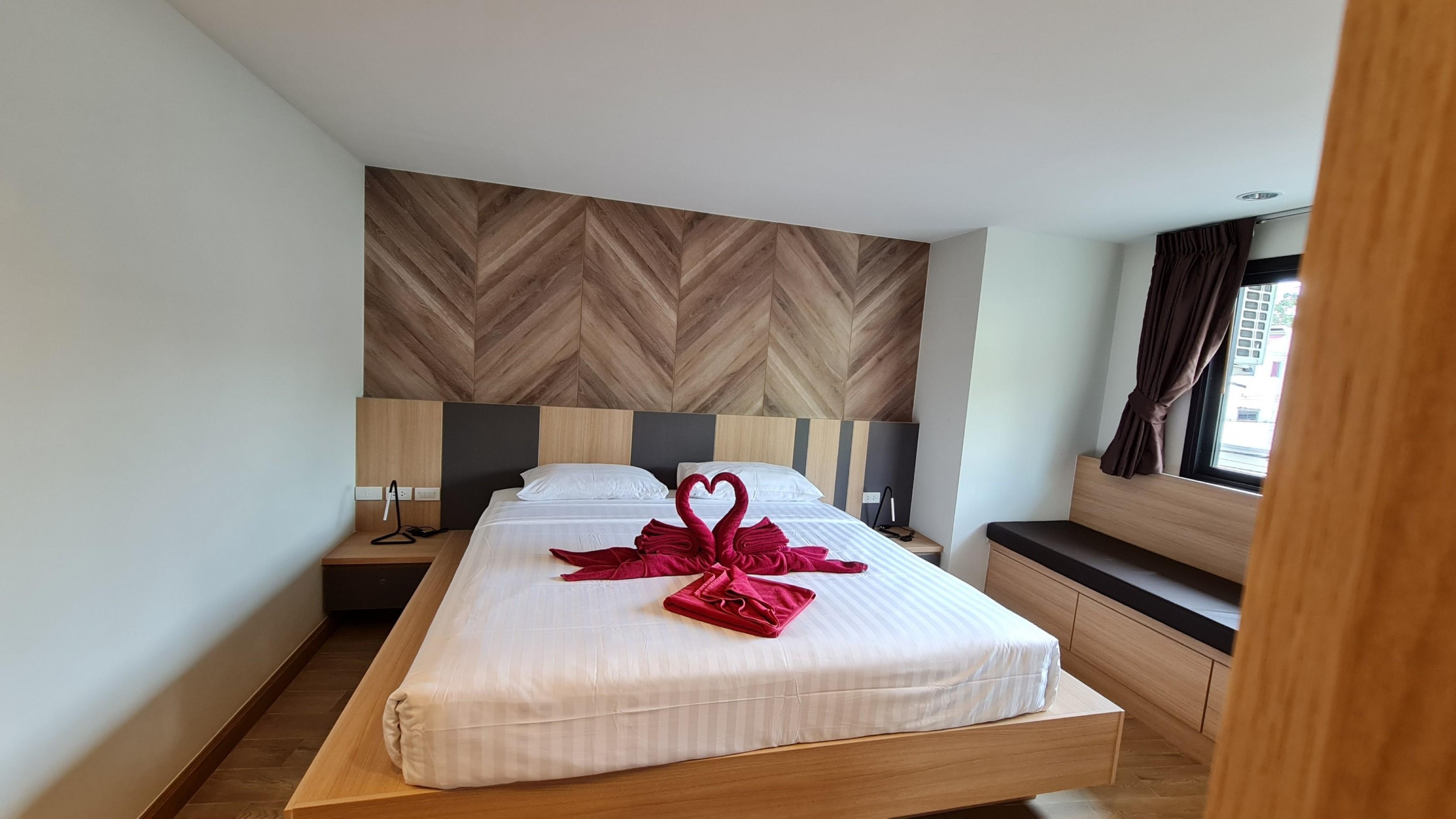 Room Actually Karon Bagian luar foto