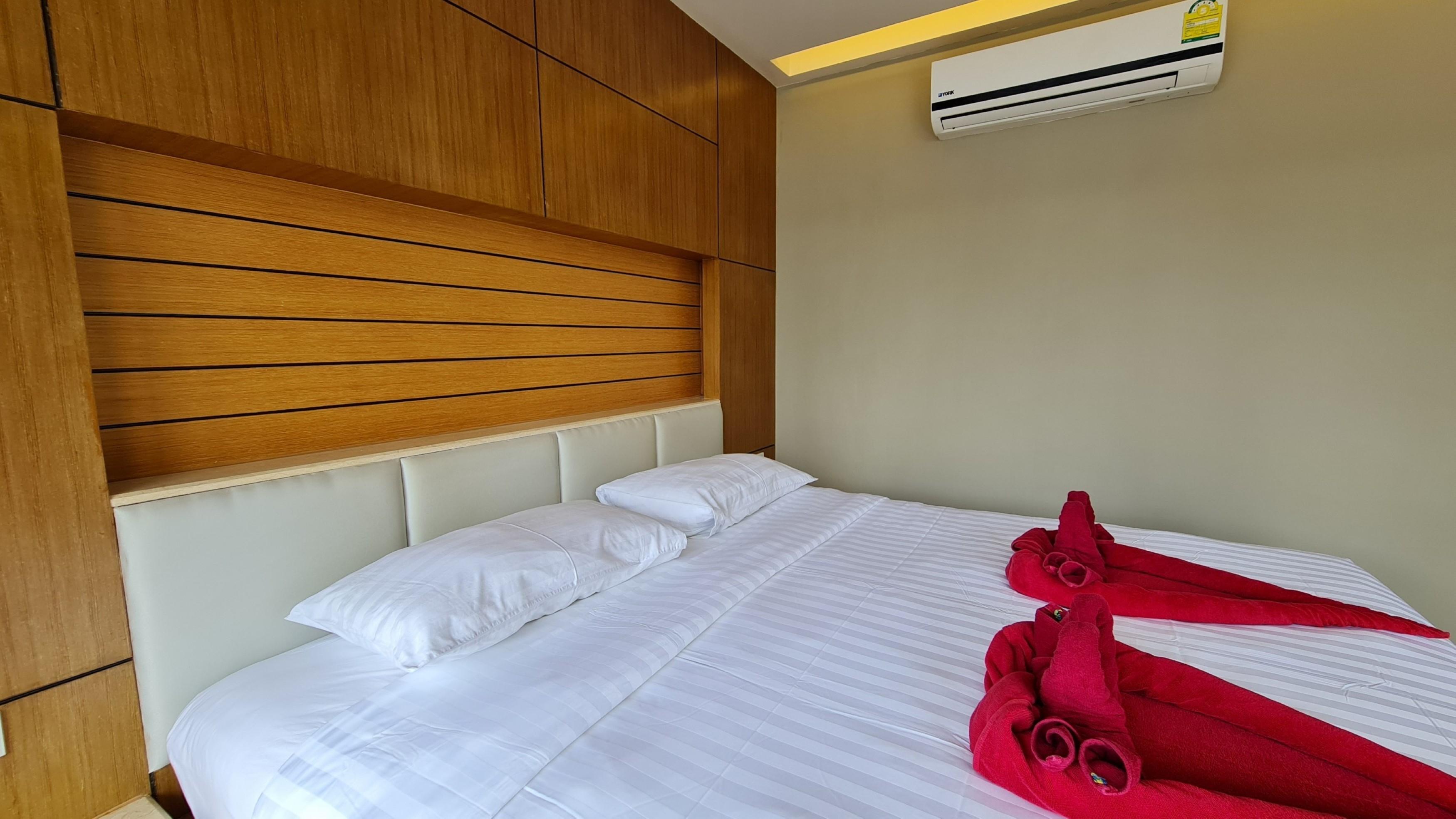 Room Actually Karon Bagian luar foto