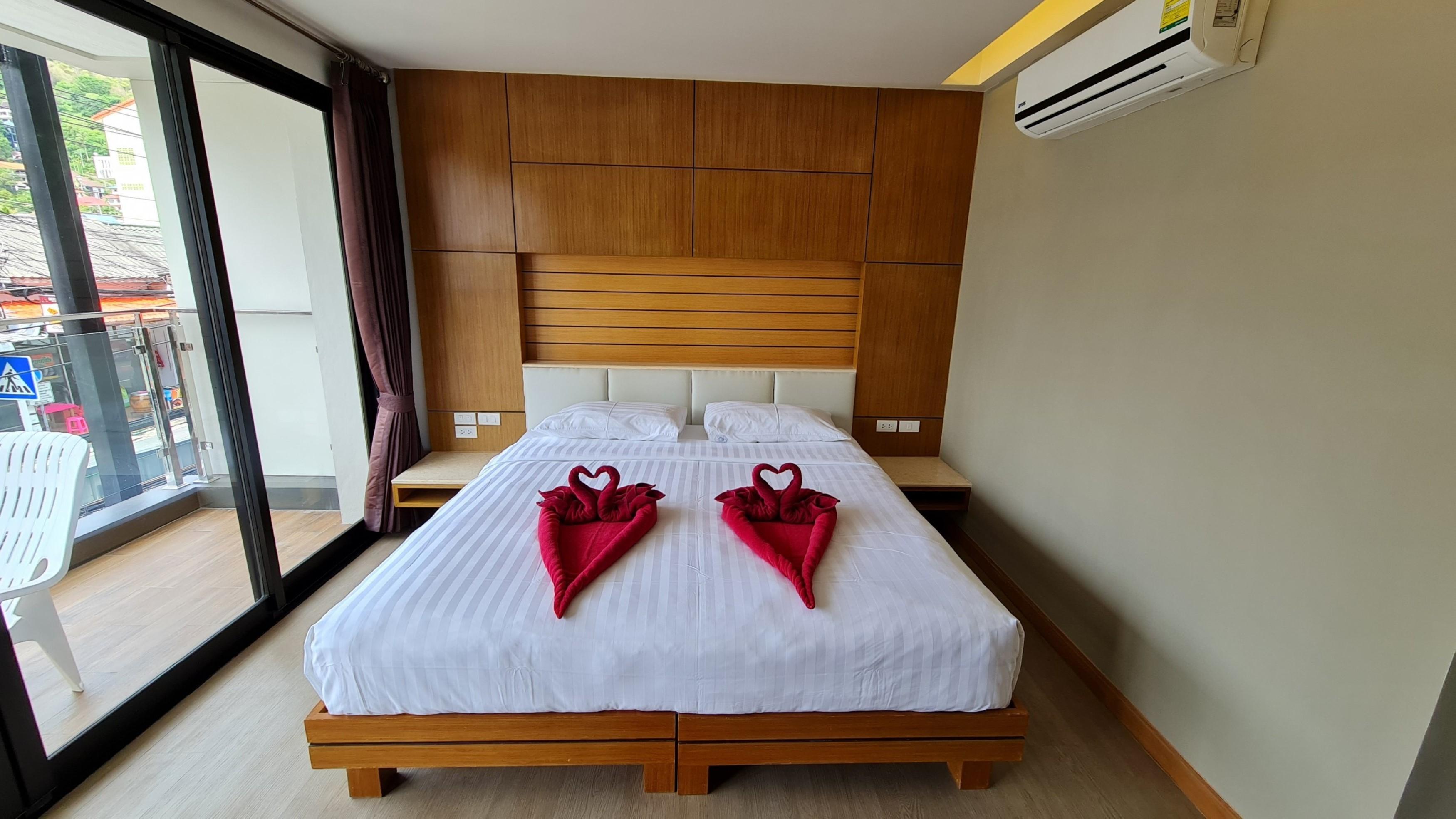 Room Actually Karon Bagian luar foto