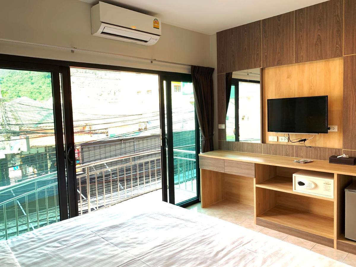 Room Actually Karon Bagian luar foto